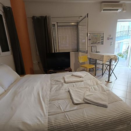 Cozy Apartment In The Center Of Aighion Achaia - Ground Floor - Ισόγειο Στουντιο Эйон Экстерьер фото